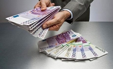 Picture 0 for Στο μικροσκόπιο ακόμη και μικρές συναλλαγές για «ξέπλυμα» 