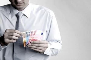 Εισόδημα από μισθωτή εργασία και συντάξεις - Παρακρατηθέντες φόροι και μειώσεις