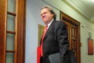 Κατρούγκαλος: Στο 55% η ανώτατη  επιβάρυνση από εισφορές και φόρους