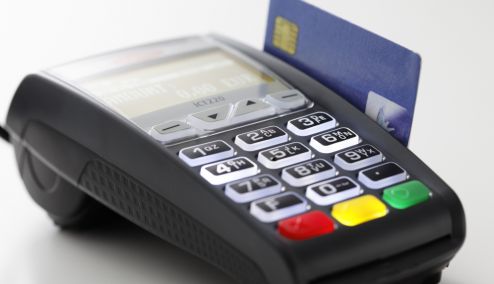 Picture 0 for Διευρύνεται η χρήση POS, αυξάνεται το ποσοστό δαπανών για το αφορολόγητο