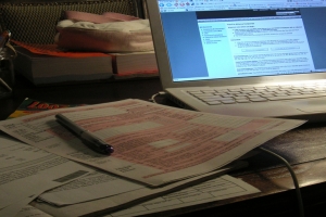 Χωριστές δηλώσεις: Τι αλλάζει σε αφορολόγητο, τεκμήρια, επιδόματα