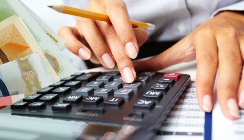 Picture 0 for Σβήνουν και τους φόρους του 2022 τα «voucher» των πάγιων δαπανών