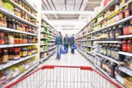 Aπό τι θα κριθεί η μείωση του ΦΠΑ σε βασικά προϊόντα