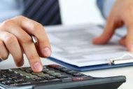 Τελευταία ευκαιρία για τις φορολογικές δηλώσεις με έκπτωση