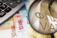 Χατζηδάκης: Θα παραμείνει o χαμηλός συντελεστής ΦΠΑ στις μεταφορές