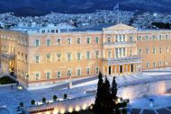 Γραφείο Προϋπολογισμού: Στα δύο δισ. από φέτος τα έσοδα από την πάταξη της φοροδιαφυγής
