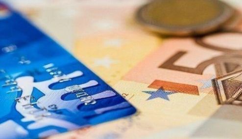 Picture 0 for Επιδόματα: Πότε έρχεται η πληρωμή με προπληρωμένη κάρτα - Ποιοι εξαιρούνται