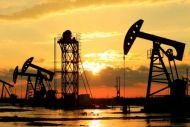 Πτώση 5% στο πετρέλαιο, κάτω από τα 100 δολάρια το βαρέλι