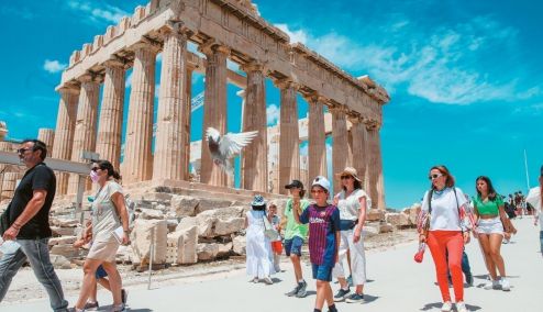 Picture 0 for  ΤτΕ: Πάνω από €13,5 δισ. οι τουριστικές εισπράξεις στο επτάμηνο – Άλμα 12%